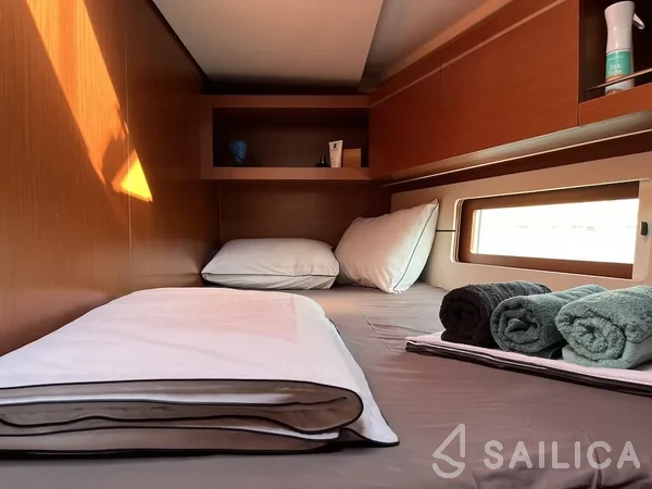 Oceanis 46.1 - Yacht Charter Sailica