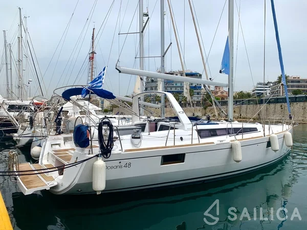 Oceanis 48 - Yacht Charter Sailica