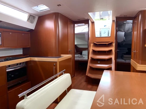 Oceanis 48 - Yacht Charter Sailica