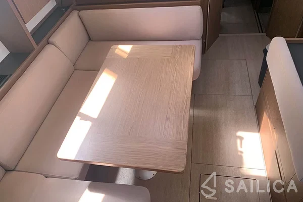 Beneteau Sense 51 - Yacht Charter Sailica