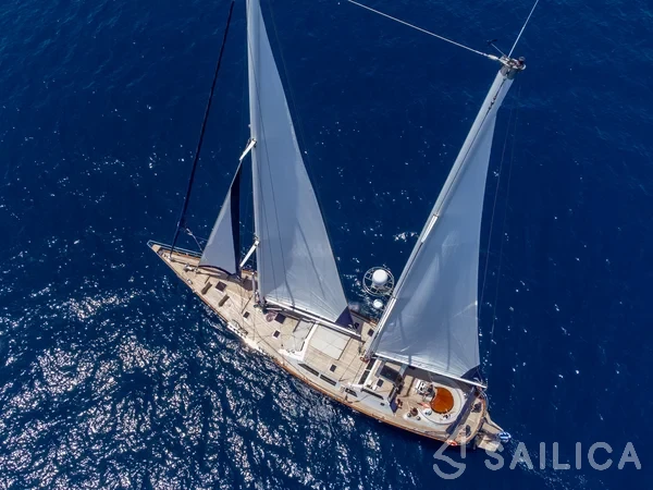 CCYD 85 - Yacht Charter Sailica