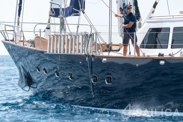 CCYD 85 - Yacht Charter Sailica