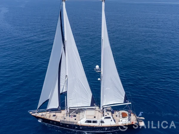 CCYD 85 - Yacht Charter Sailica