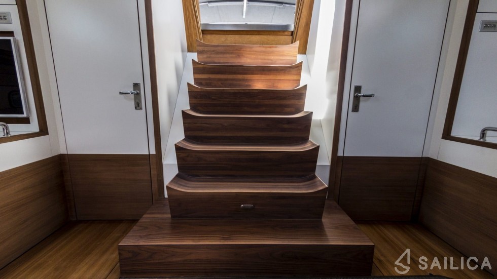 Custom Built - Yacht Charter Sailica