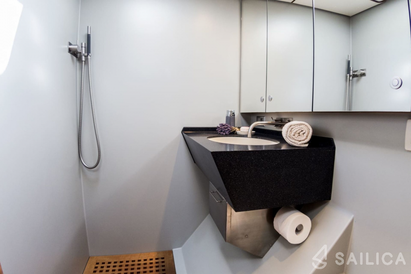 Custom Built - Yacht Charter Sailica