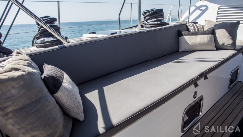 Custom Built - Yacht Charter Sailica