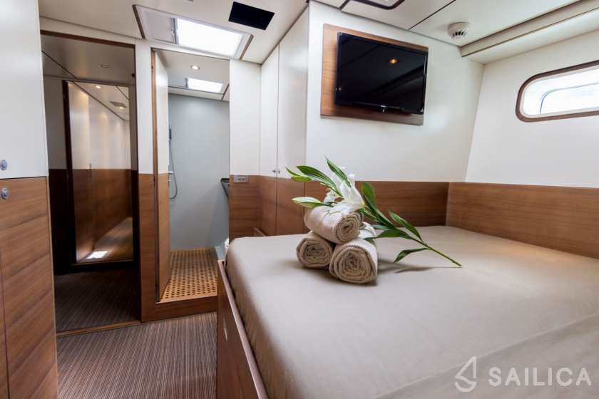 Custom Built - Yacht Charter Sailica