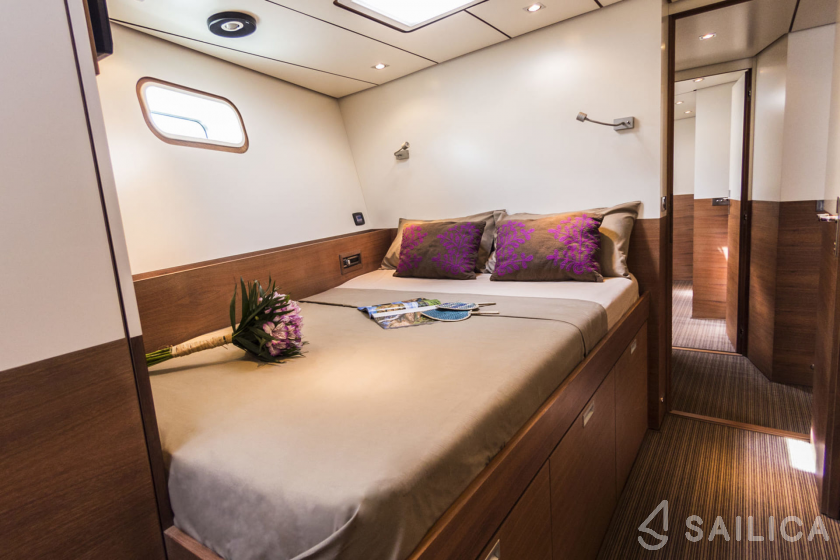 Custom Built - Yacht Charter Sailica