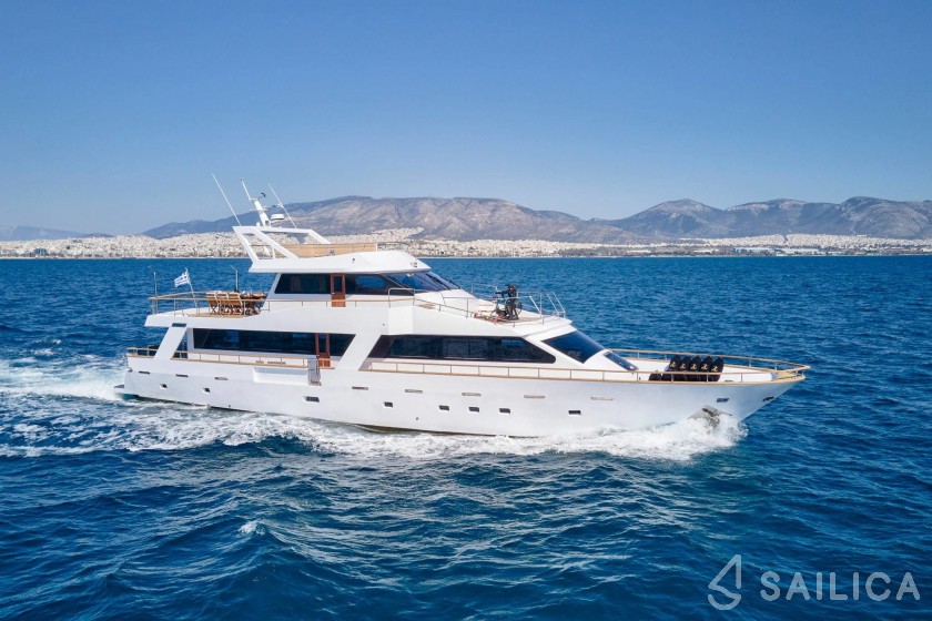 Custom Built - Yacht Charter Sailica