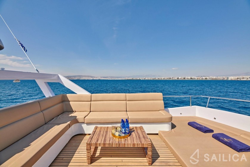 Custom Built - Yacht Charter Sailica