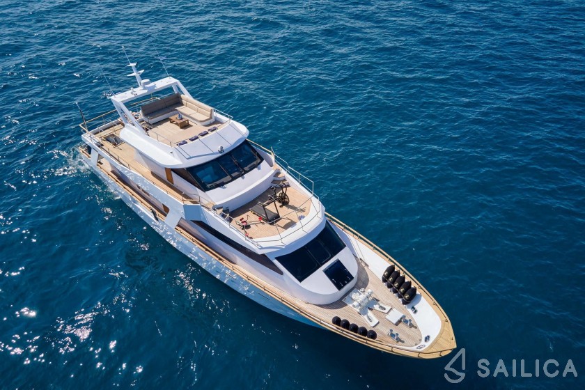 Custom Built - Yacht Charter Sailica