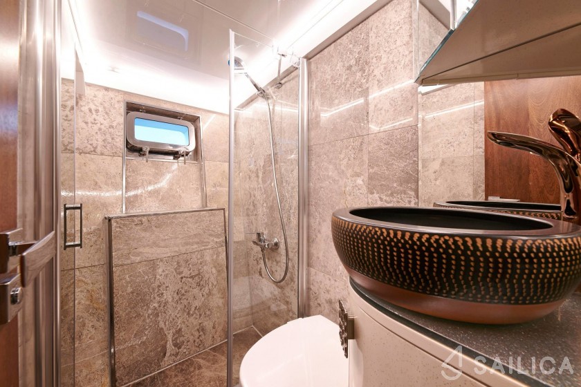 Custom Built - Yacht Charter Sailica