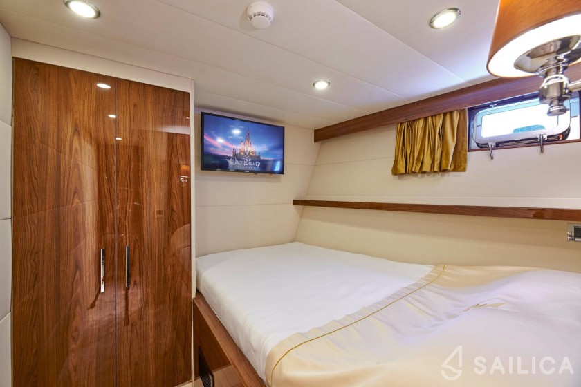 Custom Built - Yacht Charter Sailica