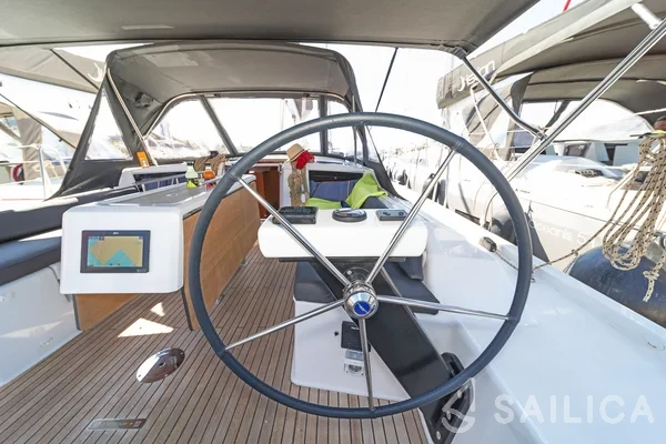 Dufour 390 - Yacht Charter Sailica