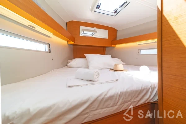 Dufour 390 - Yacht Charter Sailica