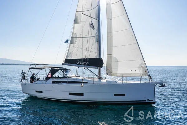 Dufour 390 - Yacht Charter Sailica