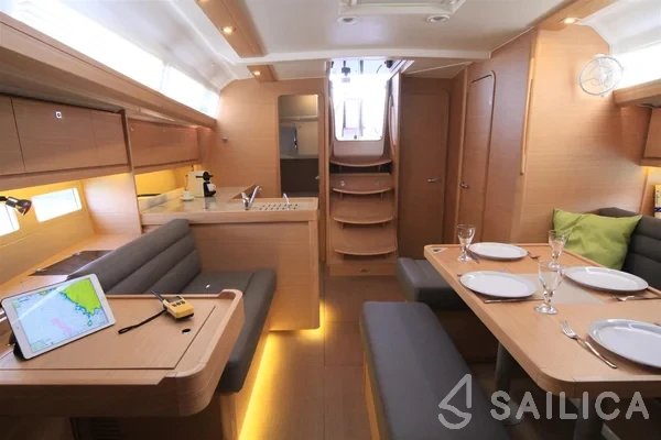 Dufour 412 GL - Yacht Charter Sailica