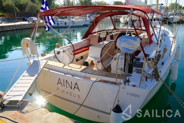 Dufour 412 GL - Yacht Charter Sailica