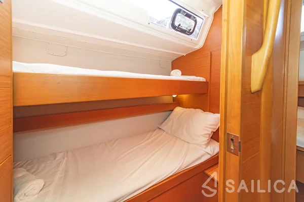Dufour 430 - Yacht Charter Sailica
