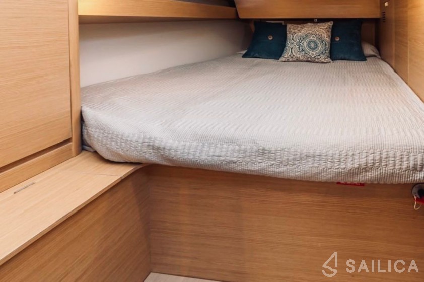 Dufour 460 GL - Yacht Charter Sailica