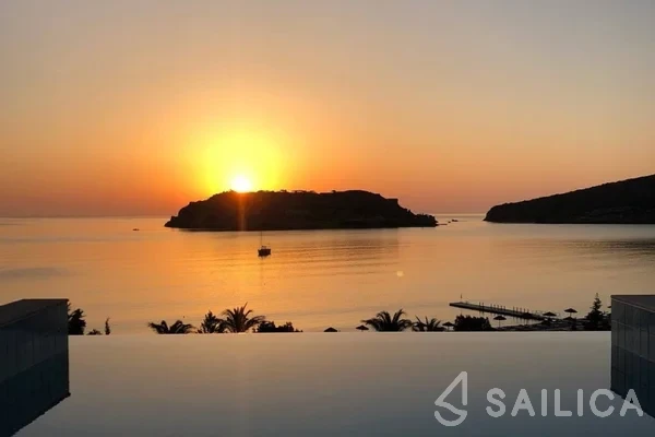 Elan 514 Impression - Yacht Charter Sailica