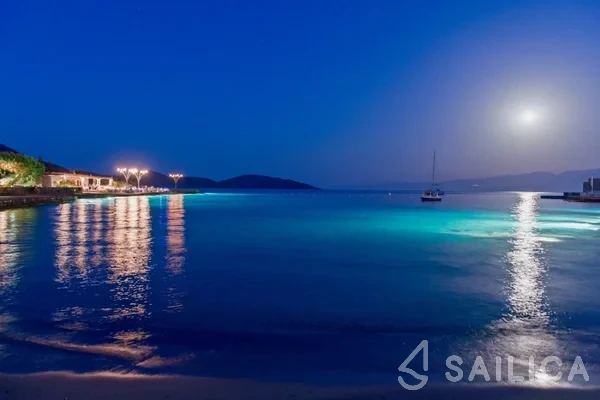 Elan 514 Impression - Yacht Charter Sailica