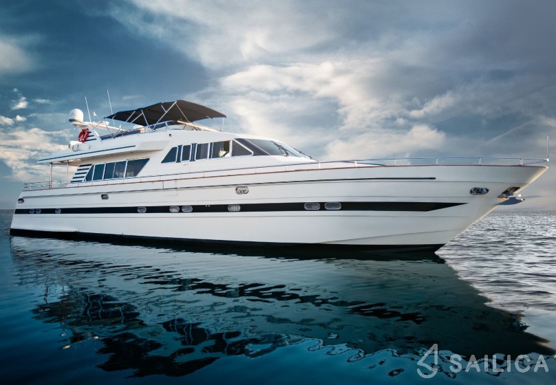Elegance 80 - Yacht Charter Sailica