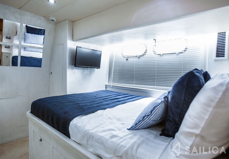 Elegance 80 - Yacht Charter Sailica