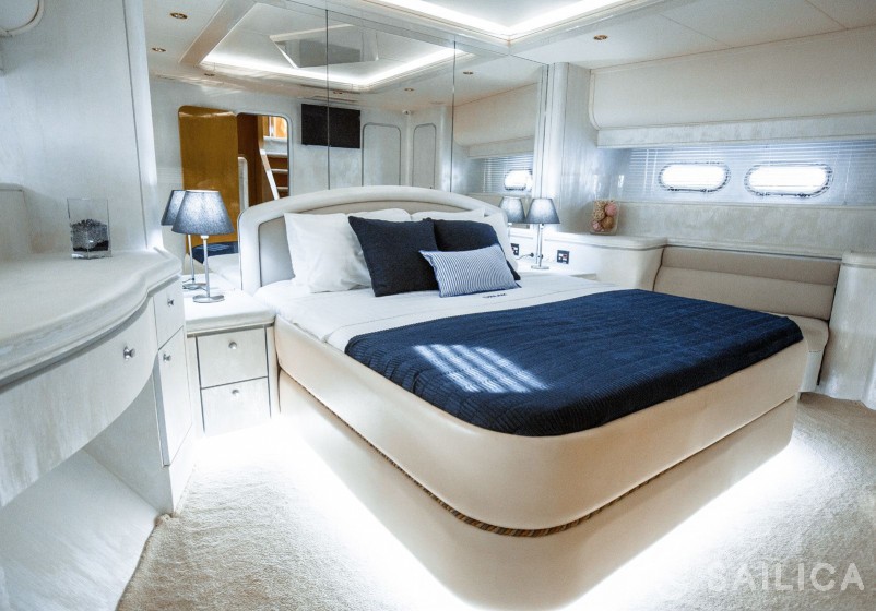 Elegance 80 - Yacht Charter Sailica