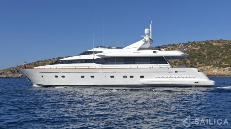 Falcon 100 - Yacht Charter Sailica