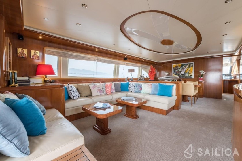 Falcon 92 - Yacht Charter Sailica