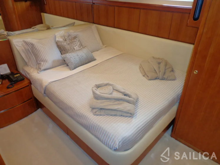 Falcon 92 - Yacht Charter Sailica