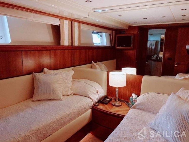 Falcon 92 - Yacht Charter Sailica