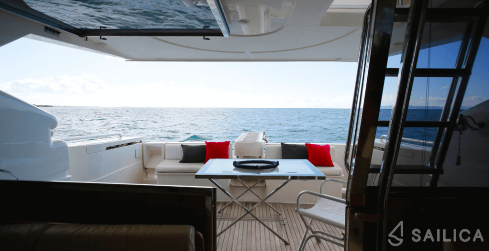 Ferretti 53 - Yacht Charter Sailica