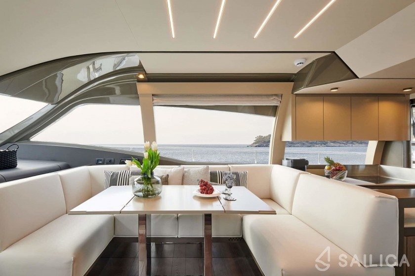 Ferretti 550 - Yacht Charter Sailica