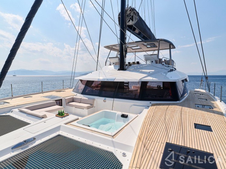Alegria 67 - Photo #32 Alegria 67 - Yacht Charter Sailica