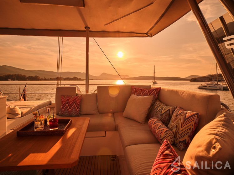 Alegria 67 - Photo #26 Alegria 67 - Yacht Charter Sailica