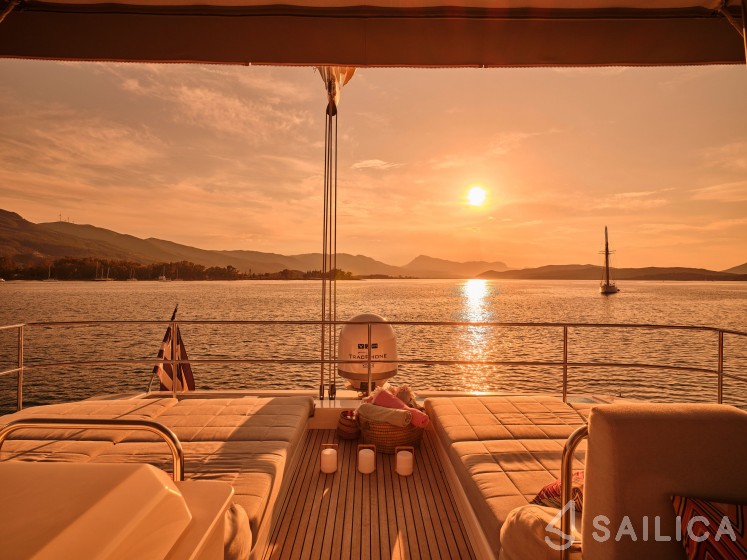 Alegria 67 - Photo #25 Alegria 67 - Yacht Charter Sailica