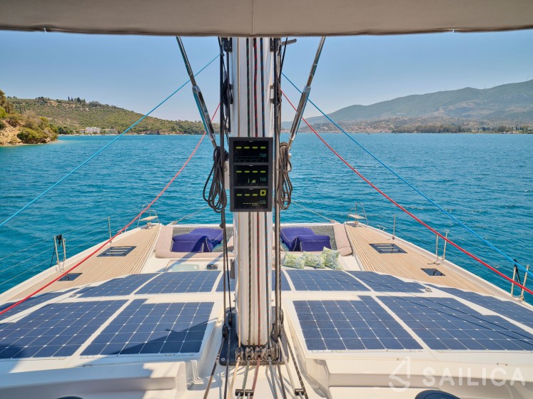 Alegria 67 - Photo #16 Alegria 67 - Yacht Charter Sailica