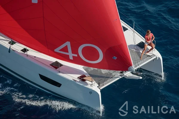 Isla 40 - Yacht Charter Sailica