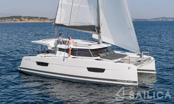 Isla 40 - Yacht Charter Sailica