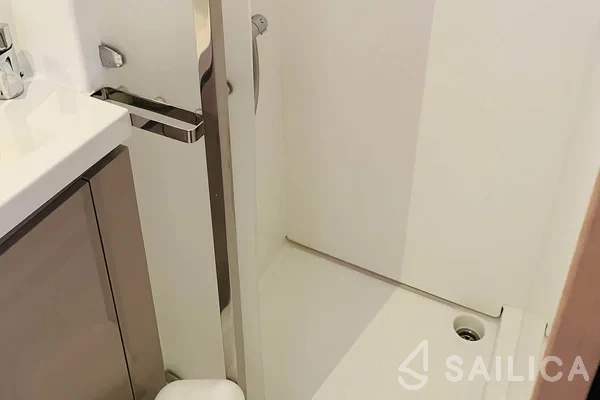 Elba 45 - Yacht Charter Sailica