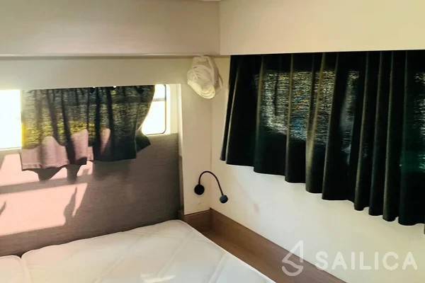 Elba 45 - Yacht Charter Sailica