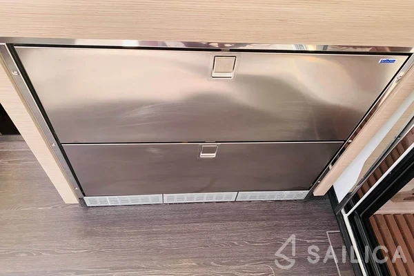 Elba 45 - Photo #92 Elba 45 - Yacht Charter Sailica