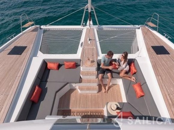 Samana 59 - Yacht Charter Sailica