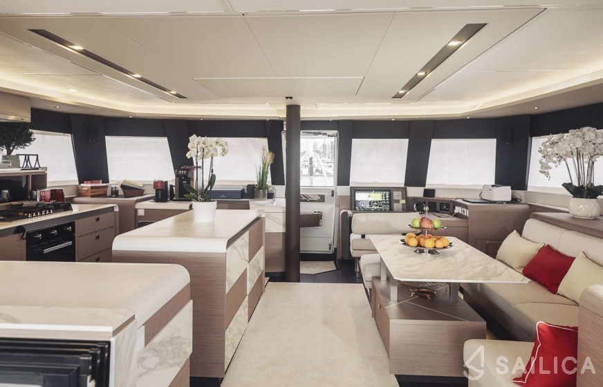 Samana 59 - Yacht Charter Sailica