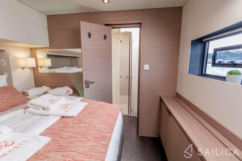 Samana 59 - Yacht Charter Sailica