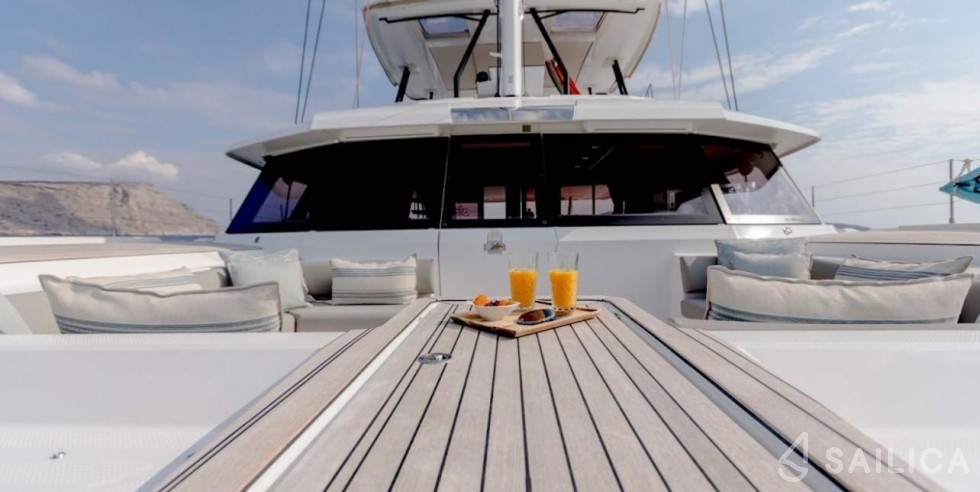 Samana 59 - Yacht Charter Sailica