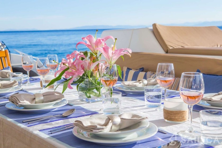 Sanya 57 - Yacht Charter Sailica