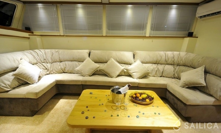 Gulet - Yacht Charter Sailica